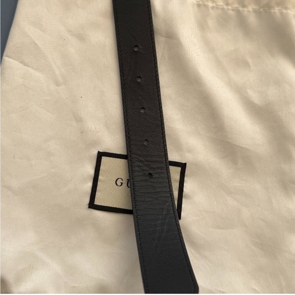 Gucci Black Leather Belt with Antiqued Gold Double G Buckle main image 2